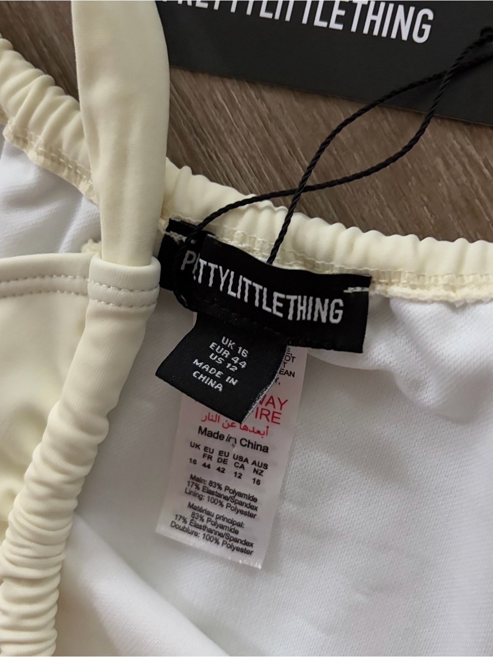 PrettyLittleThing Cream Ruched Underwire Bikini - Picture 5 of 5